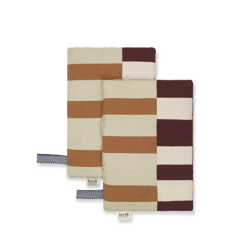 FERM LIVING Section Topflappen Patchwork braun bordeaux salbei küchenaccessoire 1104268709