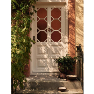 FERM LIVING Hourglass Pot small rust