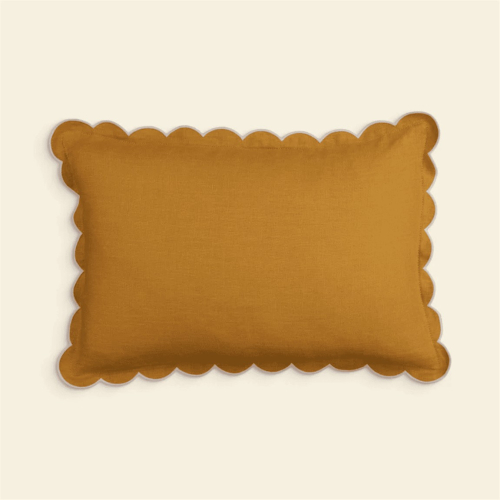 TOMÈTE Kissenbezug Scalloped Linen 30x50 yellow ochre