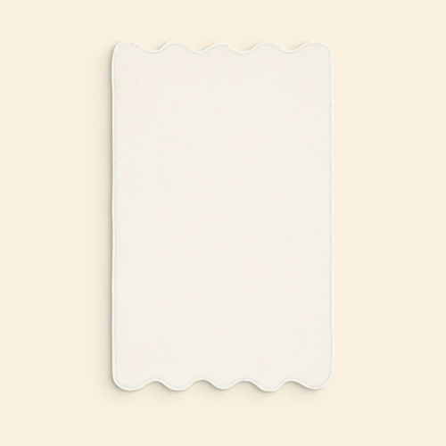 TOMÈTE Wavy bathmat badematte mit gewellter Kante 50x80 cm weiß